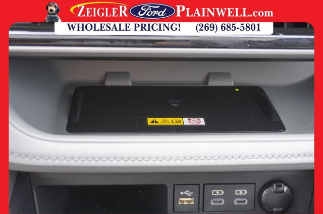 Used 2023 Toyota Highlander XLE image 24