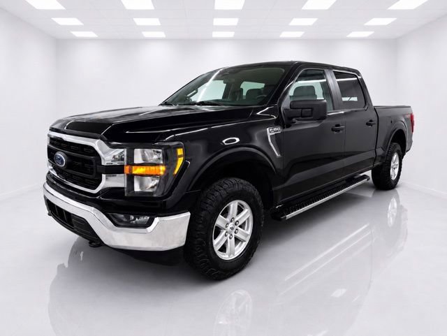 Used 2023 Ford F150 XLT w/ Trailer Tow Package AWD/4WD image 3