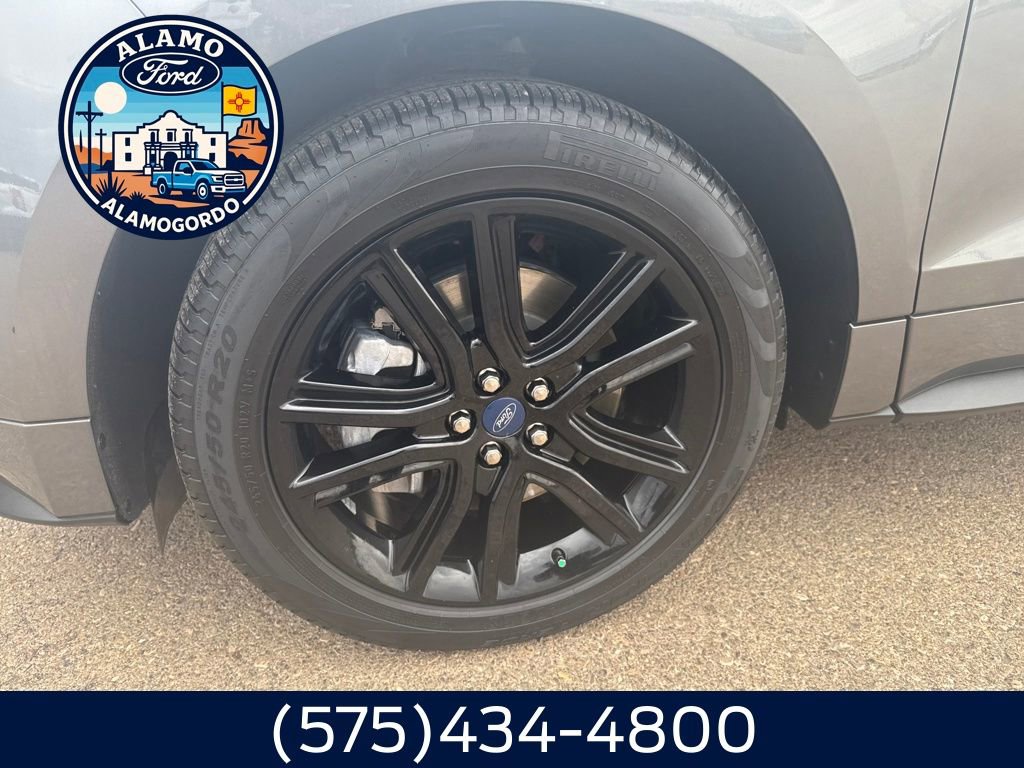 Used 2023 Ford Edge ST-Line image 2