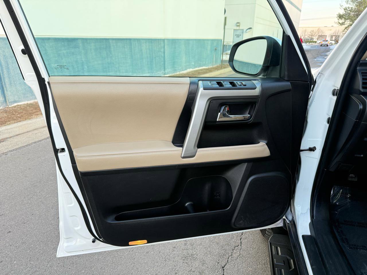 Used 2015 Toyota 4Runner SR5 image 13