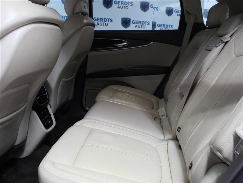 Used 2016 Lincoln MKX Reserve w/ Technology Package image 17