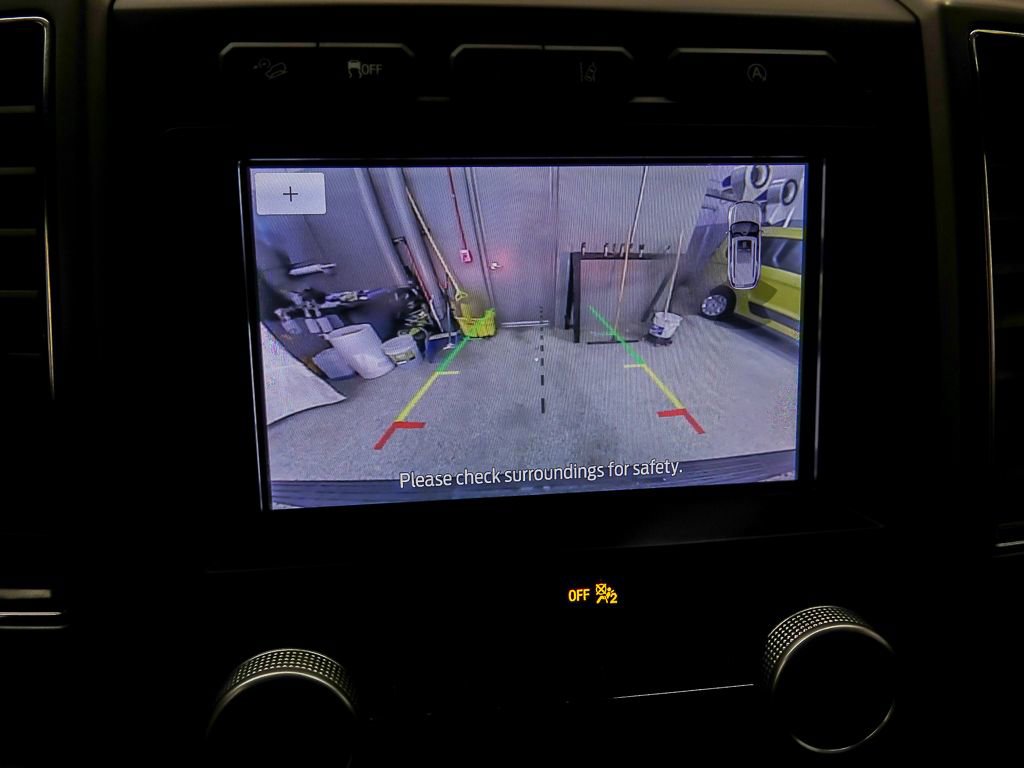 Used 2021 Ford Expedition XLT image 17