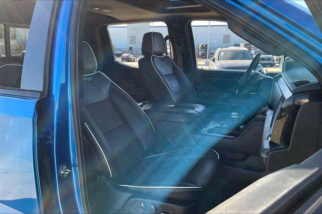 Used 2022 GMC Sierra 1500 AT4X image 10