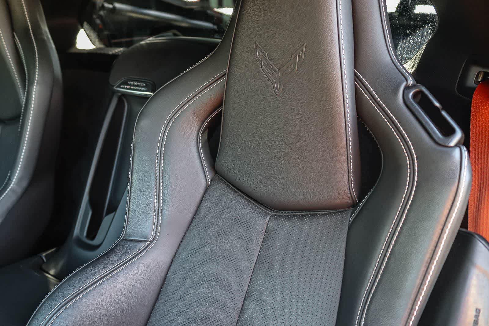 Used 2022 Chevrolet Corvette Stingray Coupe w/ Z51 Performance Package RWD image 25