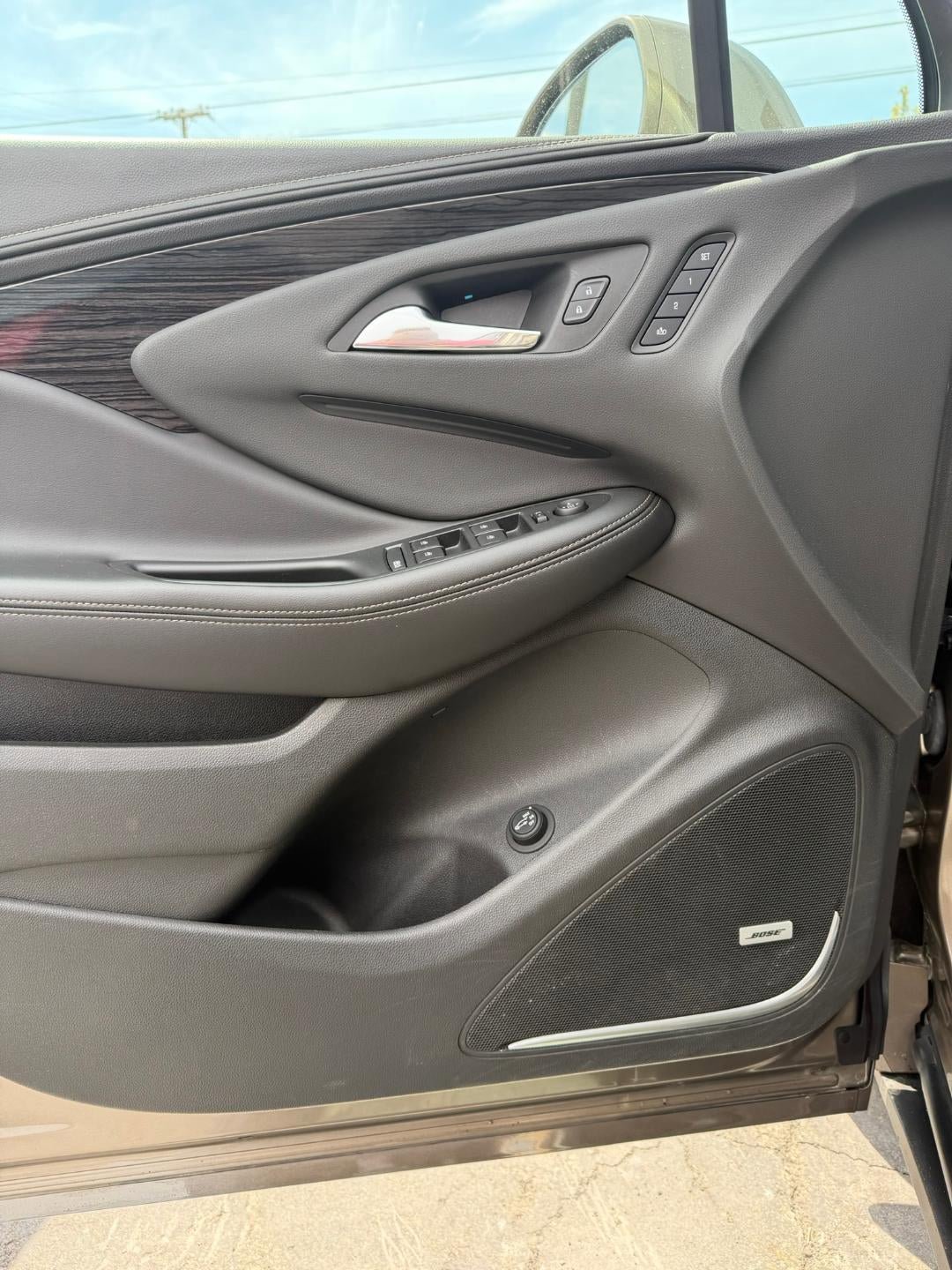 Used 2017 Buick Envision Premium AWD/4WD image 17