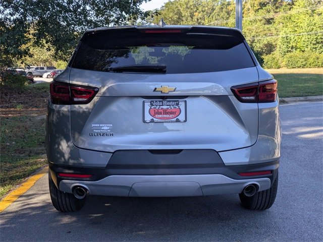 New 2025 Chevrolet Blazer LT image 3