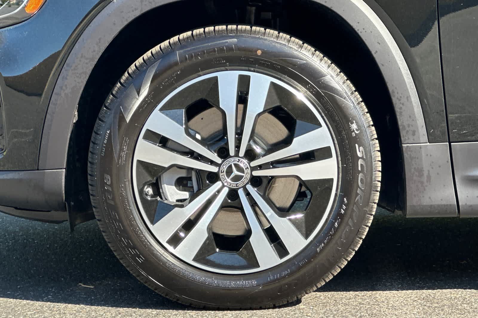 Certified 2026 Mercedes-Benz GLB 250 image 24