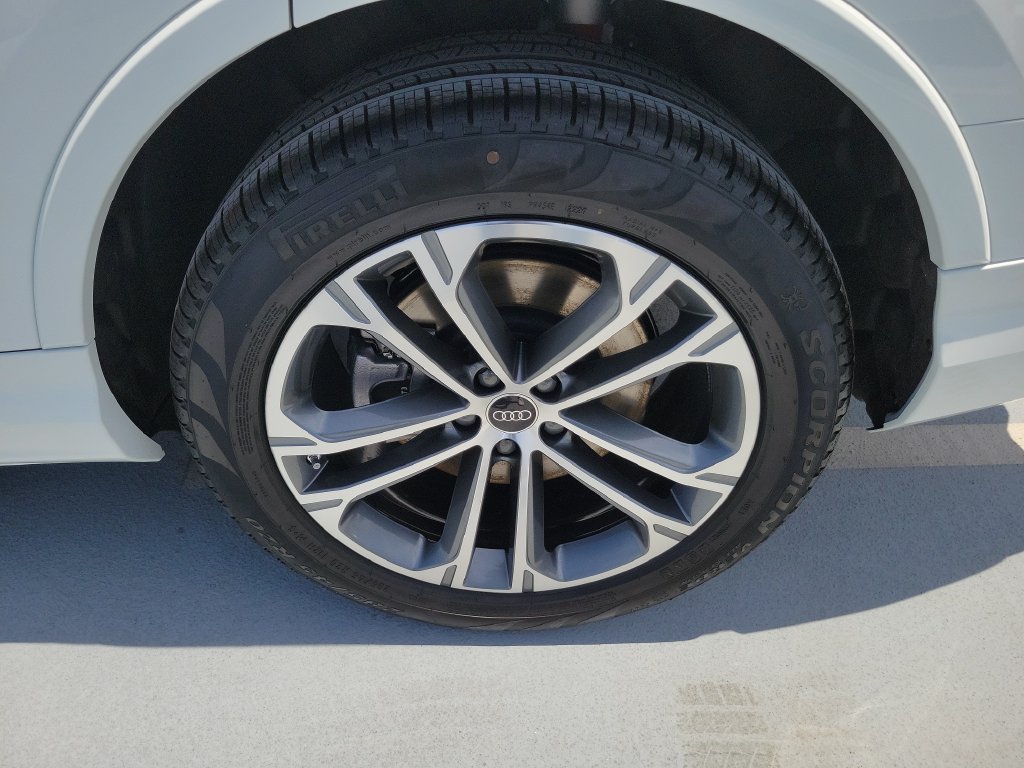 New 2026 Audi Q7 3.0T Premium AWD/4WD image 29