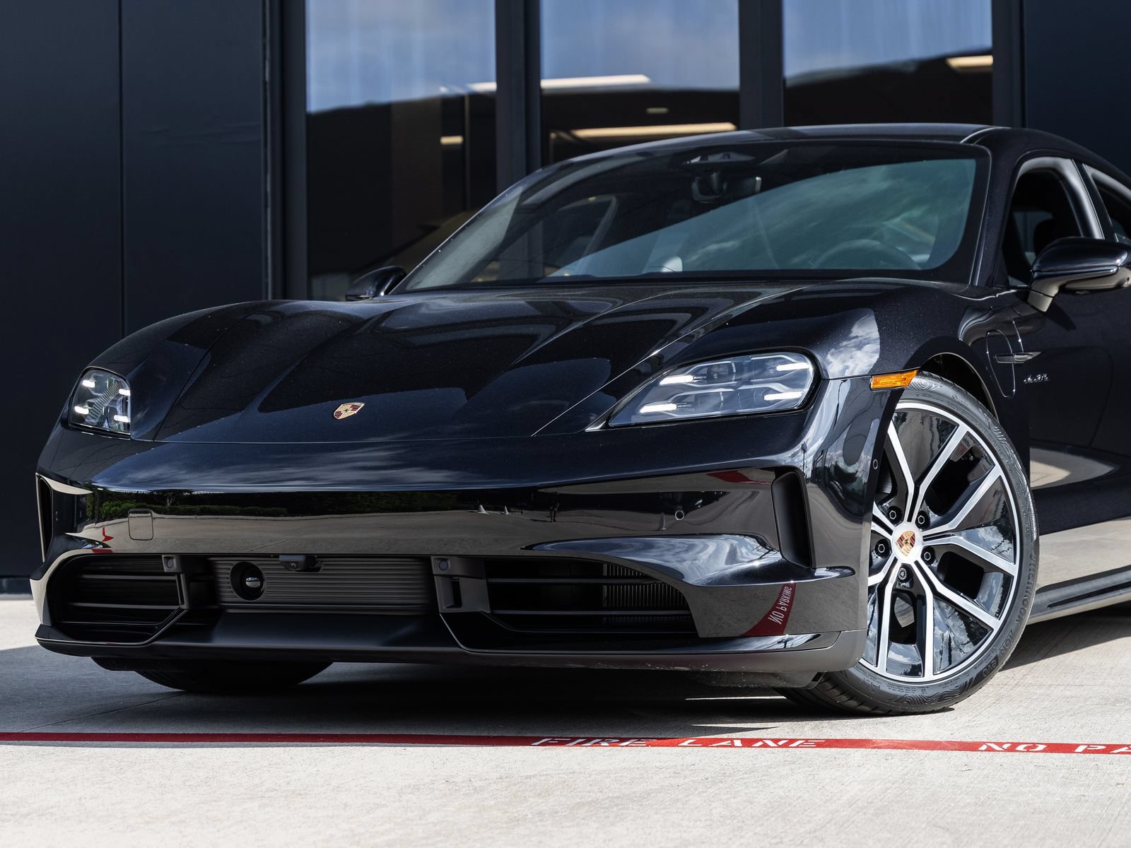 New 2026 Porsche Taycan AWD/4WD image 7