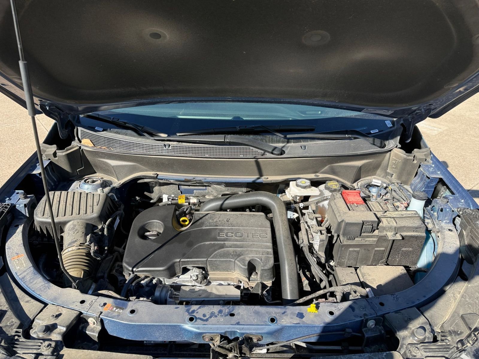 Used 2025 Chevrolet Equinox LT image 32