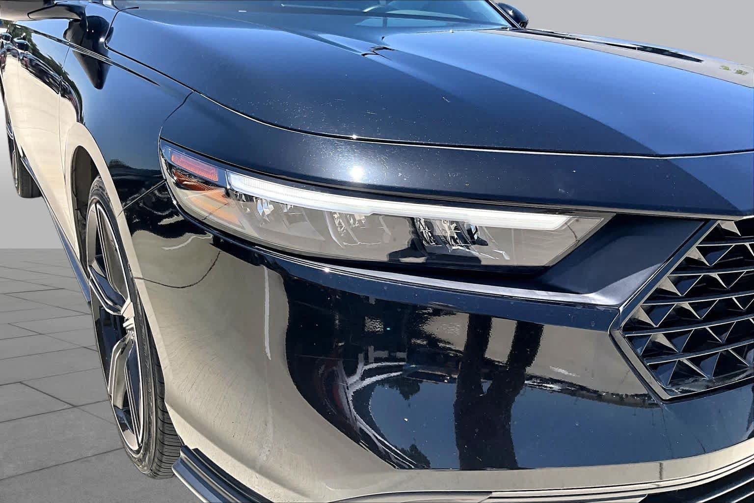 Used 2024 Honda Accord Sport image 27