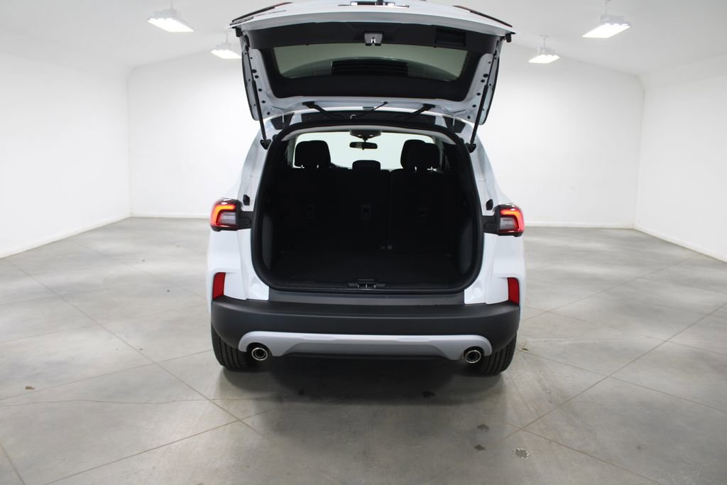 New 2026 Ford Escape Active FWD image 13