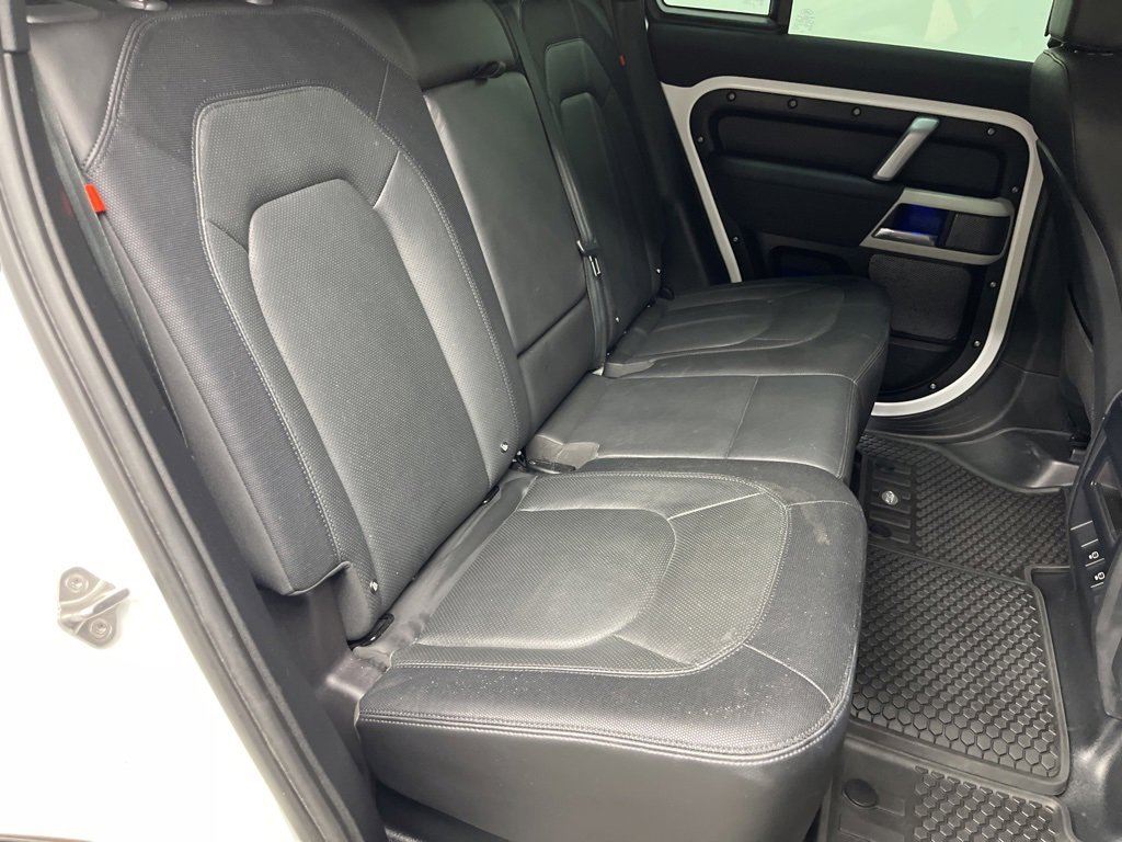 Used 2023 Land Rover Defender 110 X-Dynamic SE image 19