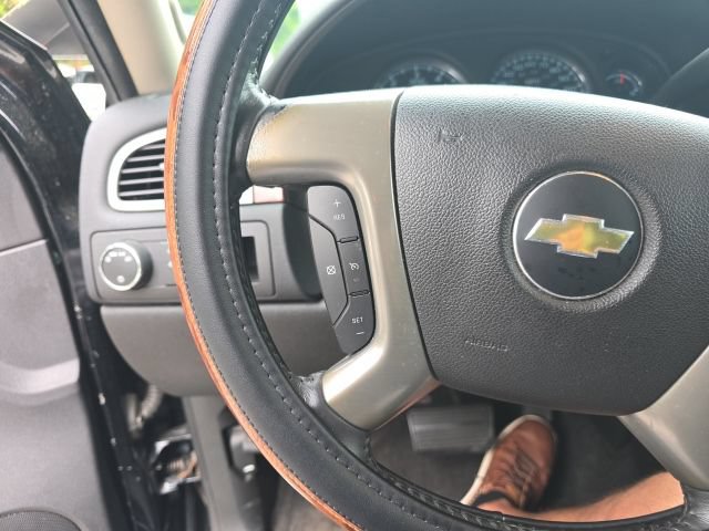 Used 2013 Chevrolet Avalanche LS RWD image 17