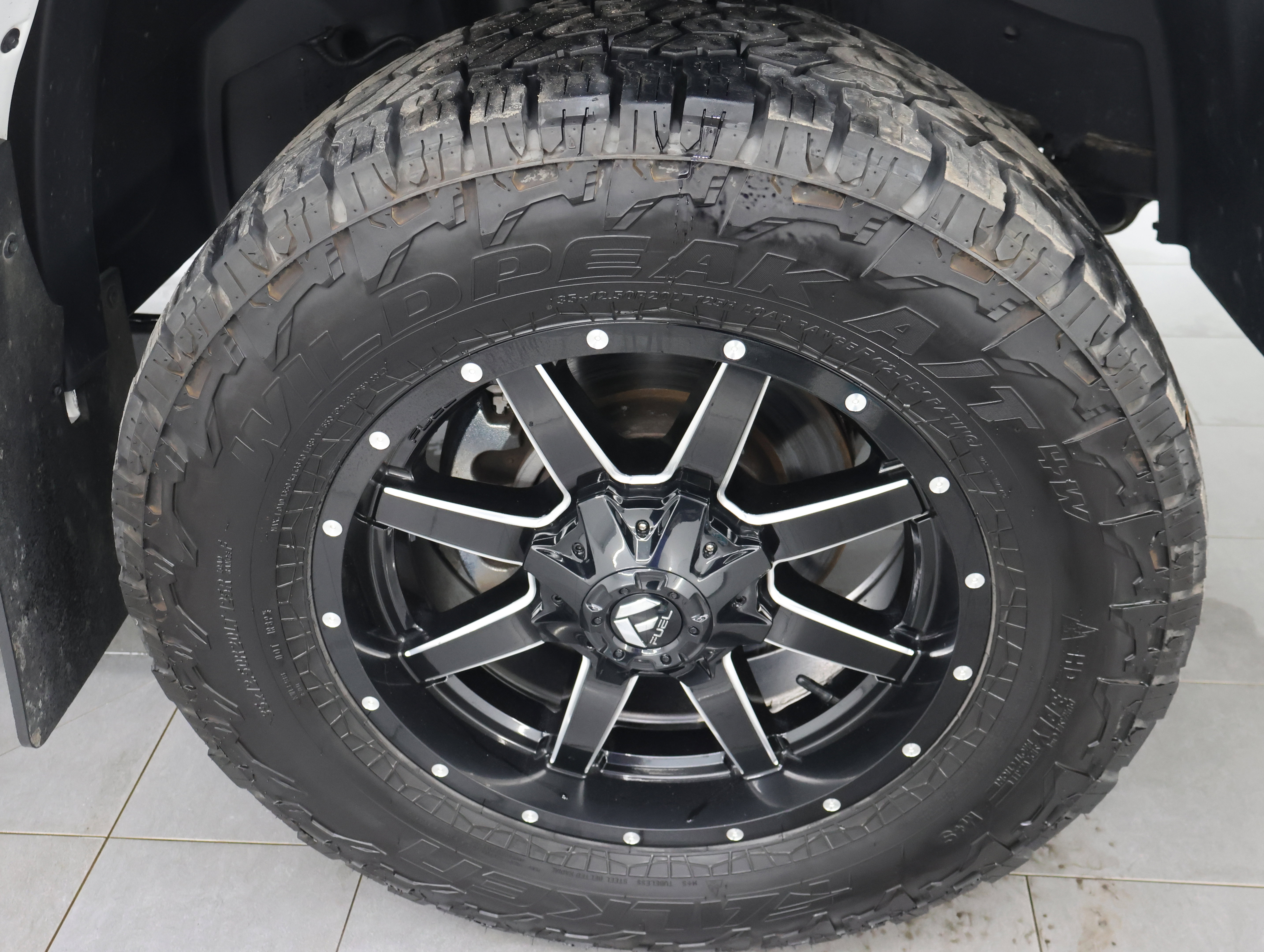 Used 2022 RAM 2500 Big Horn w/ Night Edition AWD/4WD image 3