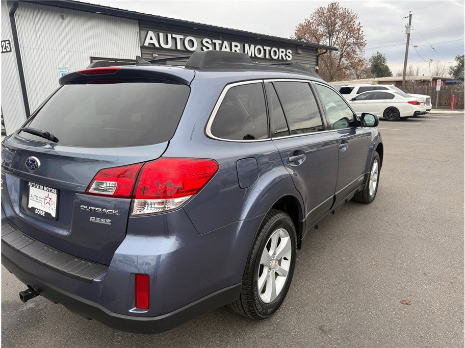 Used 2014 Subaru Outback 2.5i Premium image 41