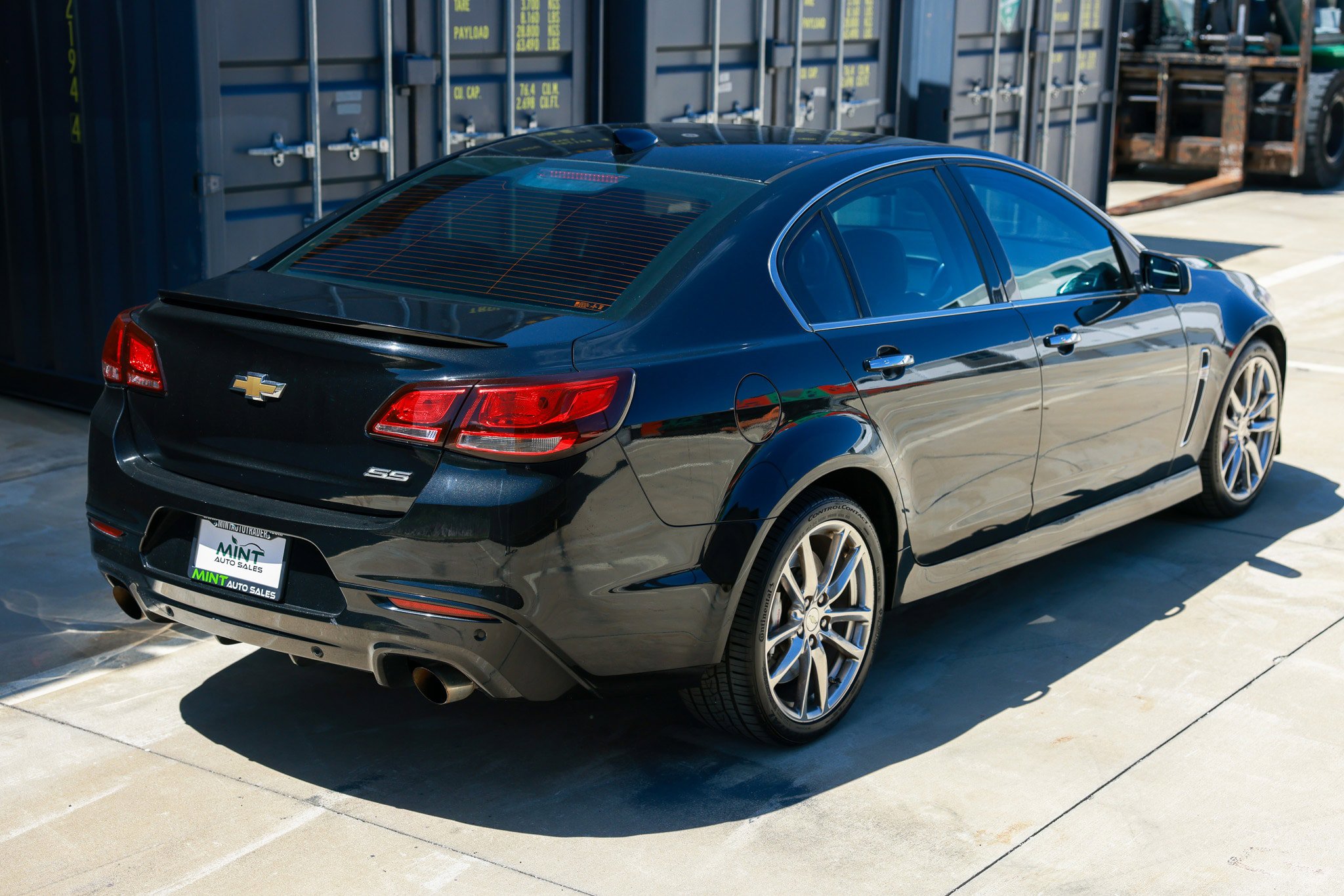 Used 2015 Chevrolet SS image 14