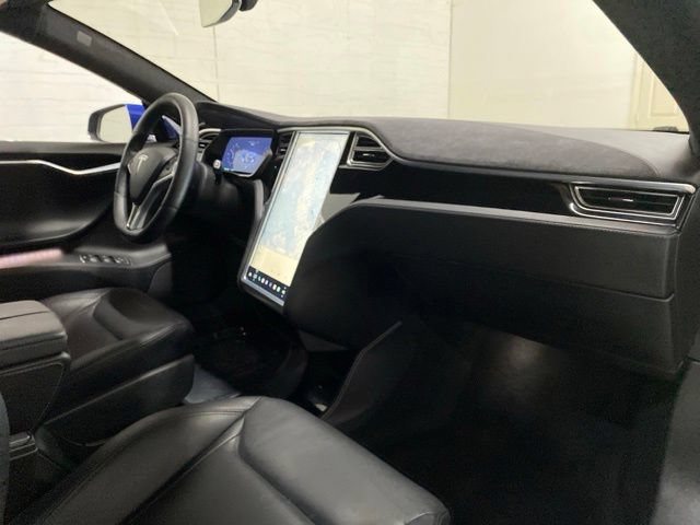 Used 2016 Tesla Model S 70D AWD/4WD image 23