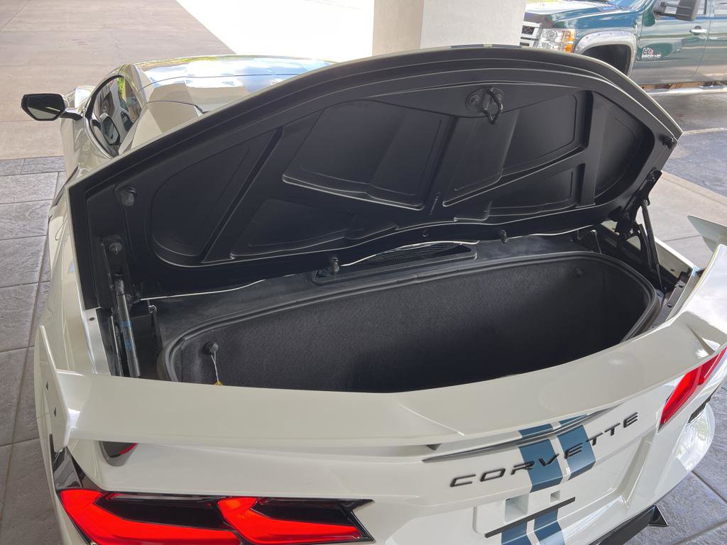 Used 2023 Chevrolet Corvette Stingray Premium Conv w/ Z51 Performance Package image 11