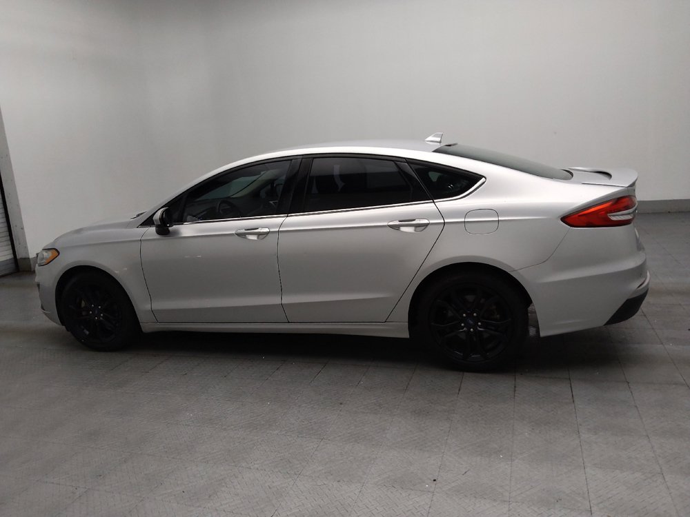 Used 2019 Ford Fusion SE w/ Equipment Group 151A FWD image 3