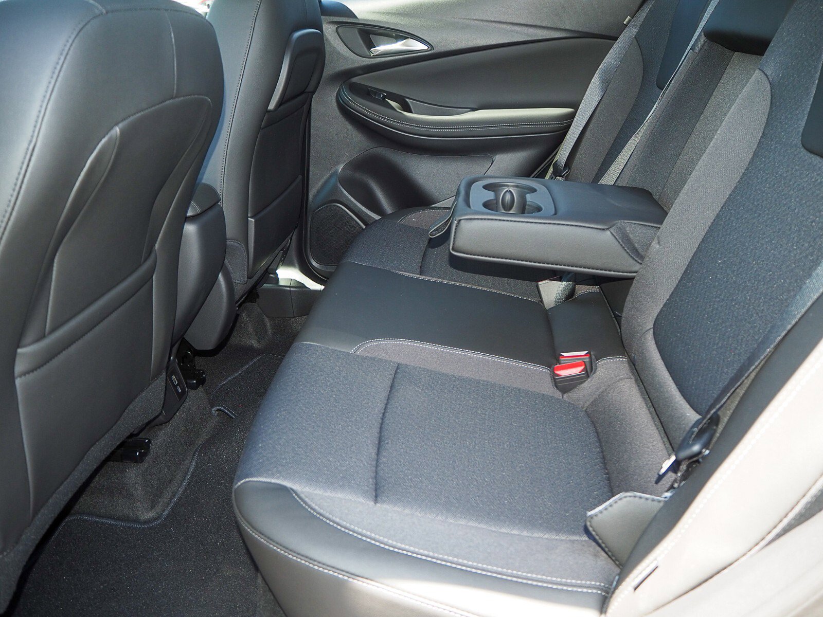 New 2025 Buick Encore GX Preferred w/ Comfort Package image 7