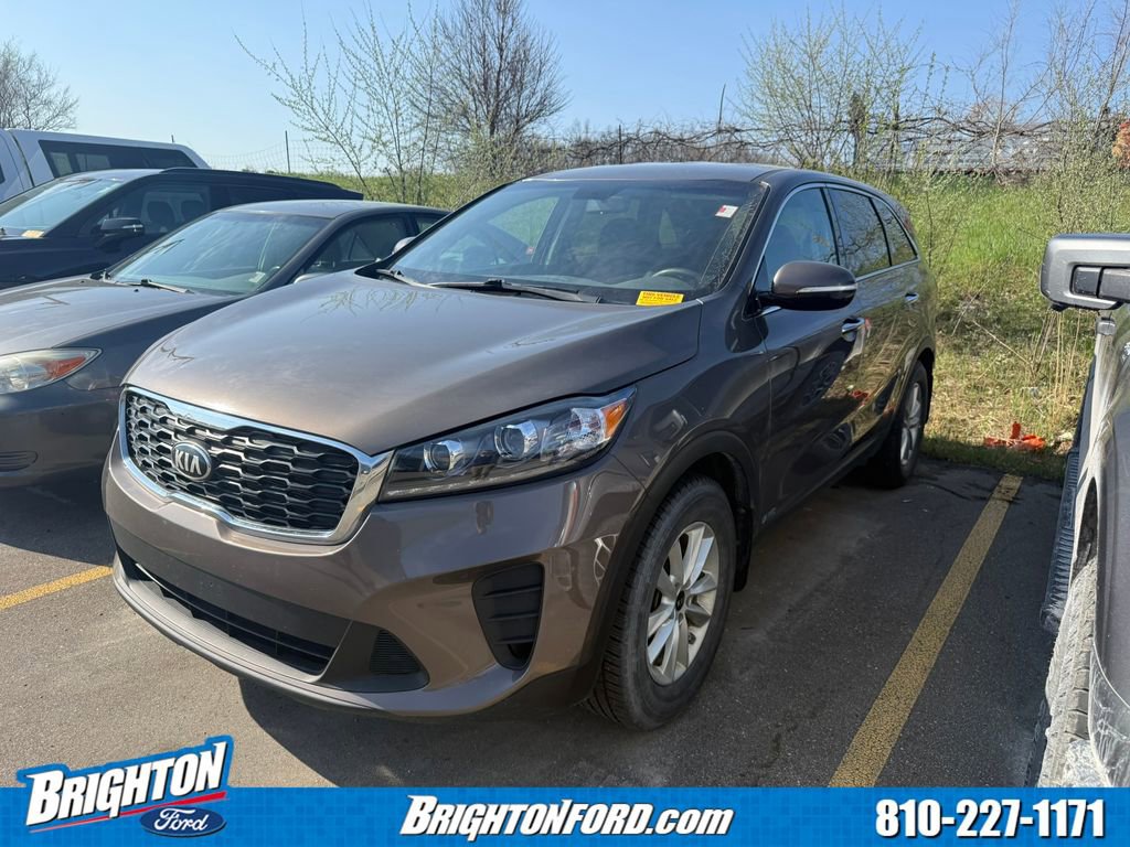 Used 2019 Kia Sorento LX image 3