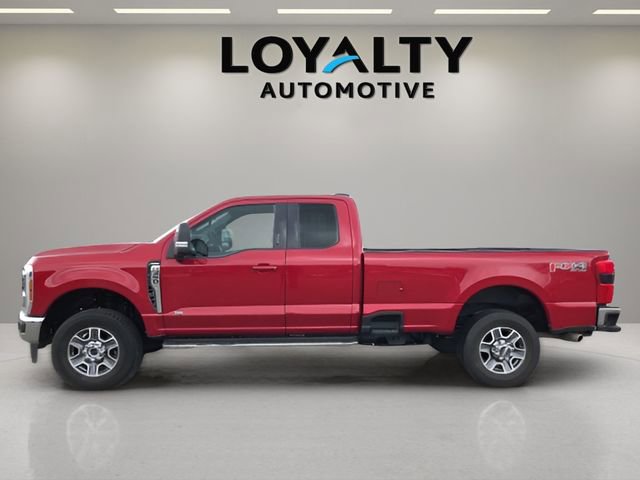 Used 2024 Ford F350 Lariat w/ FX4 Off-Road Package image 2