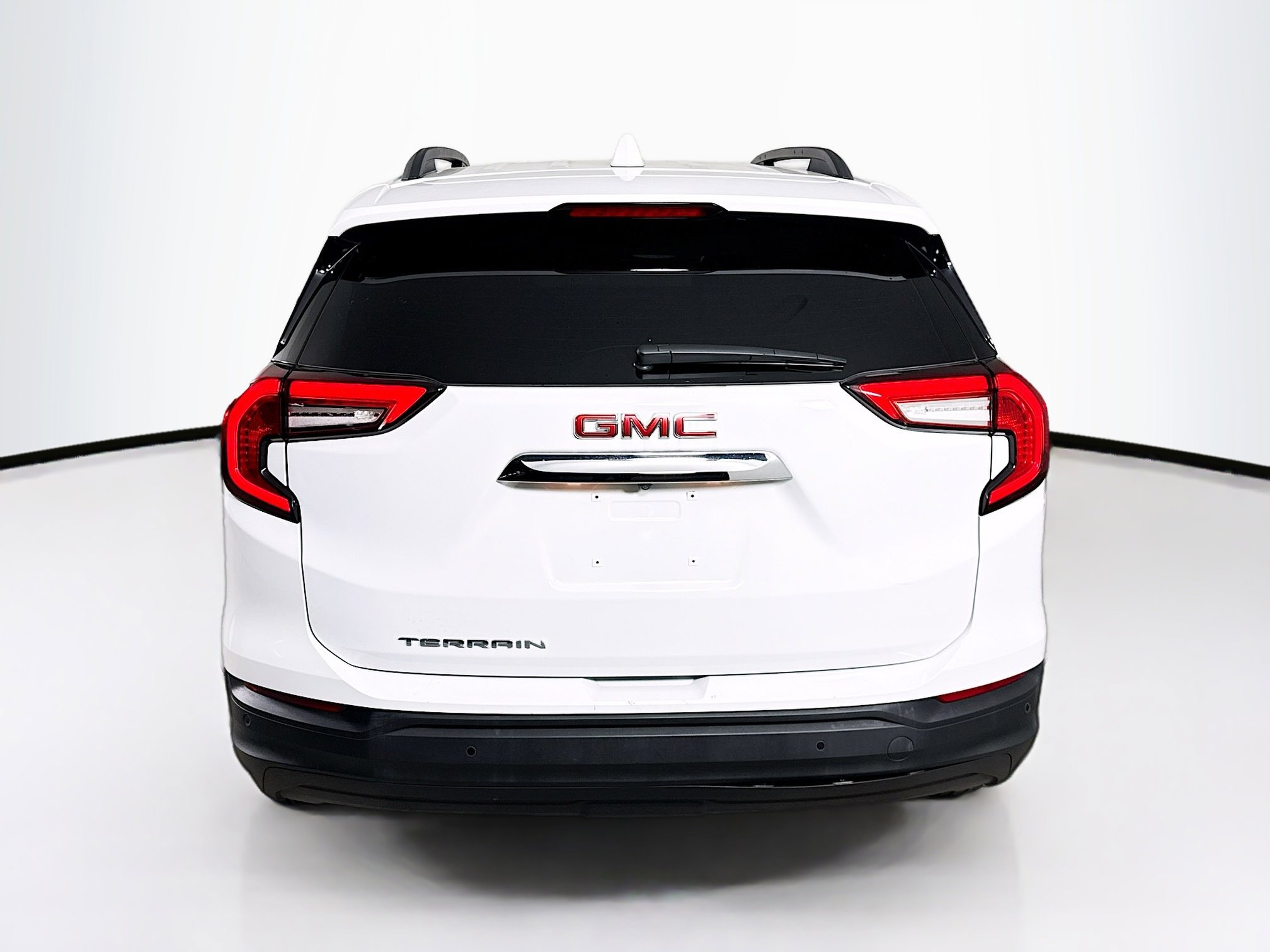 Used 2022 GMC Terrain SLE w/ Driver Convenience Package image 30