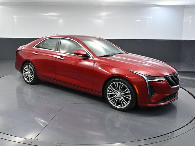 Used 2021 Cadillac CT4 Premium Luxury RWD image 1