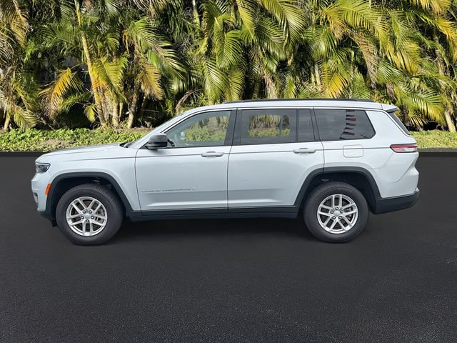 Used 2025 Jeep Grand Cherokee L Laredo RWD image 9