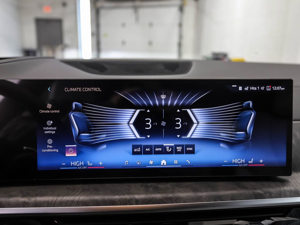 Used 2026 BMW X5 xDrive40i image 18