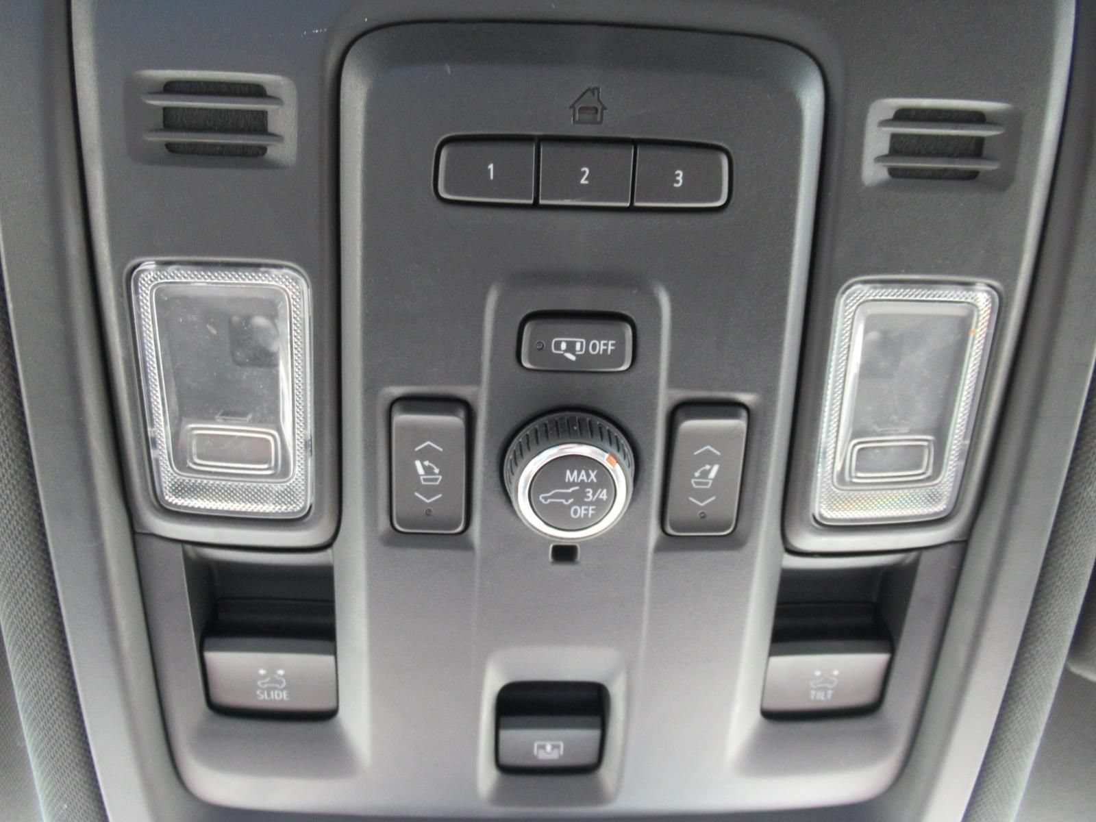 Used 2021 Chevrolet Tahoe High Country w/ Premium Package AWD/4WD image 31