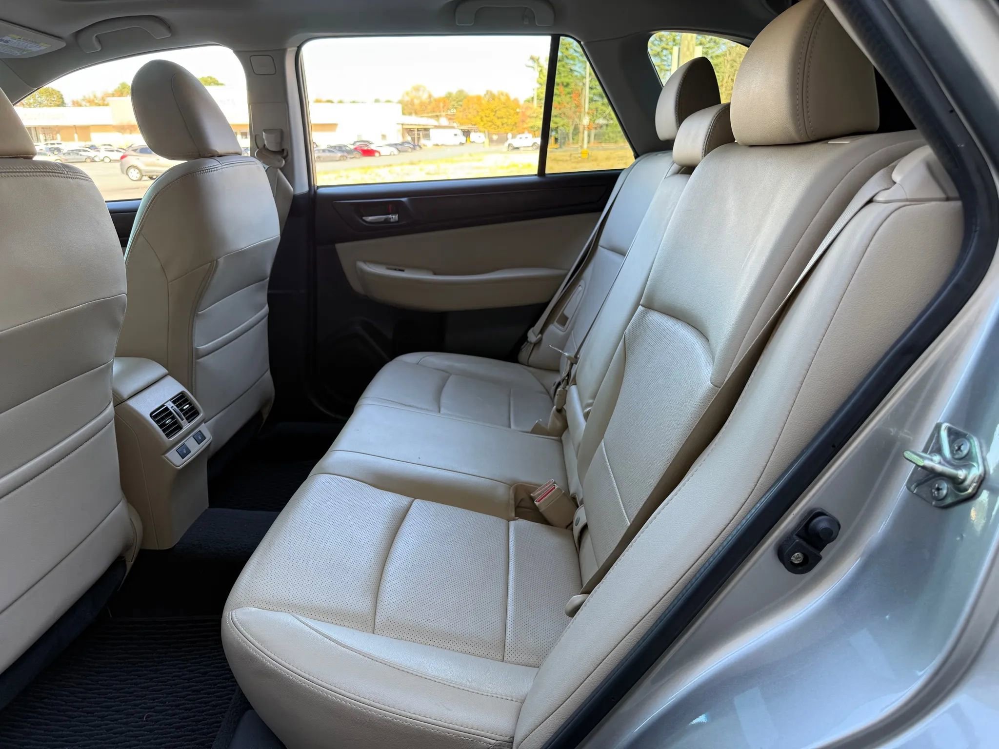 Used 2017 Subaru Outback 2.5i Limited image 21