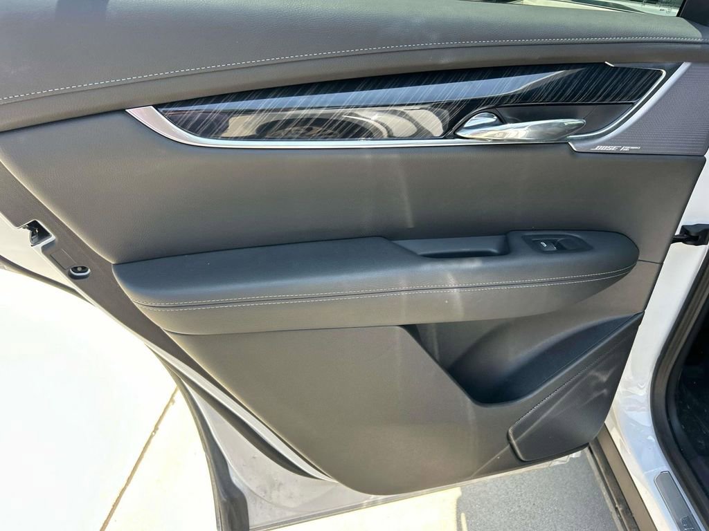 Certified 2023 Cadillac XT6 Premium Luxury AWD/4WD image 19