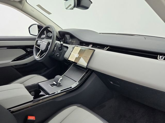 New 2025 Land Rover Range Rover Evoque Dynamic SE image 17