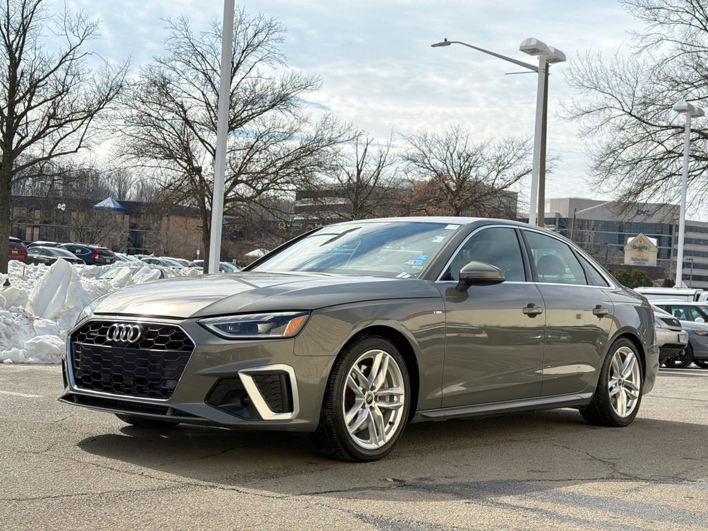 Used 2024 Audi A4 2.0T Premium Plus image 3
