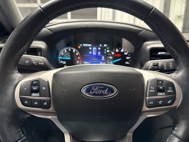 Used 2023 Ford Explorer XLT w/ Equipment Group 202A image 14
