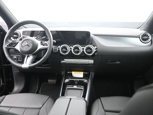 New 2025 Mercedes-Benz GLA 250 4MATIC image 27