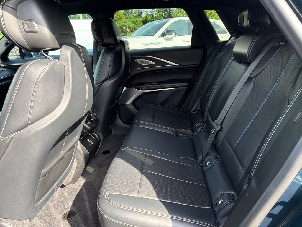 Certified 2024 Cadillac Lyriq Sport AWD/4WD image 11
