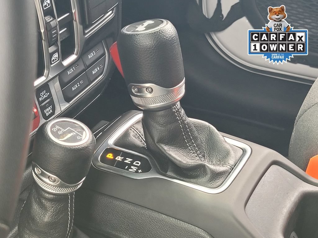 Used 2024 Jeep Wrangler Unlimited Rubicon AWD/4WD image 19