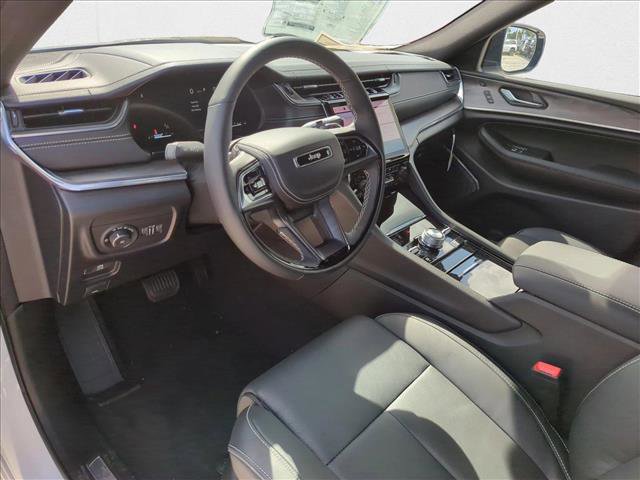 New 2025 Jeep Grand Cherokee Overland w/ Adv Protech Group III AWD/4WD image 3