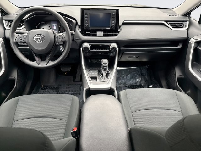 Used 2022 Toyota RAV4 LE image 14