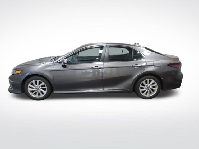 Used 2024 Toyota Camry LE w/ Convenience Package FWD image 2