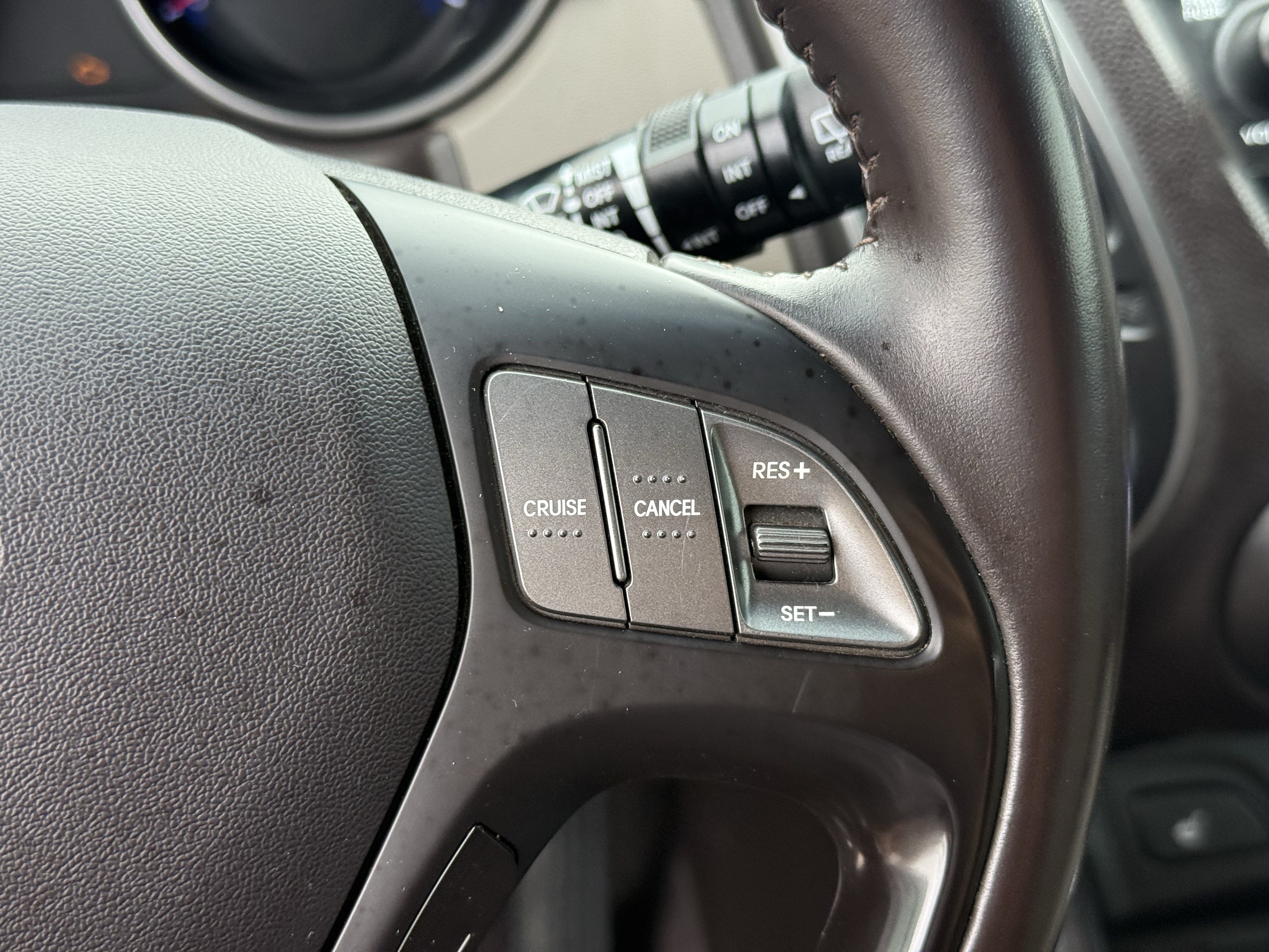 Used 2015 Hyundai Tucson Limited FWD image 17