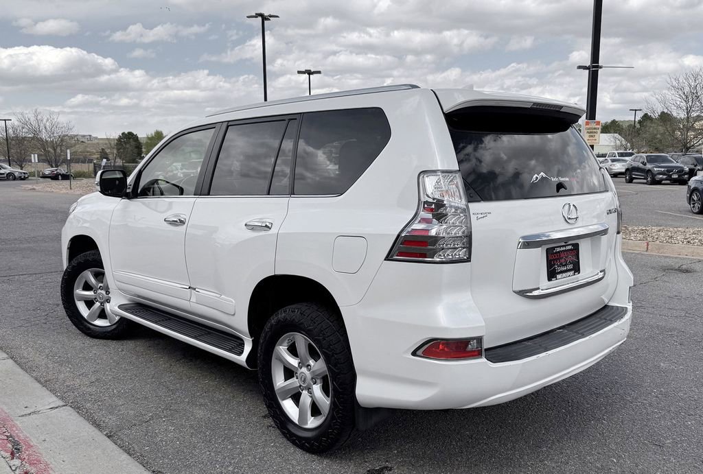 Used 2017 Lexus GX 460 w/ Navigation Package AWD/4WD image 6