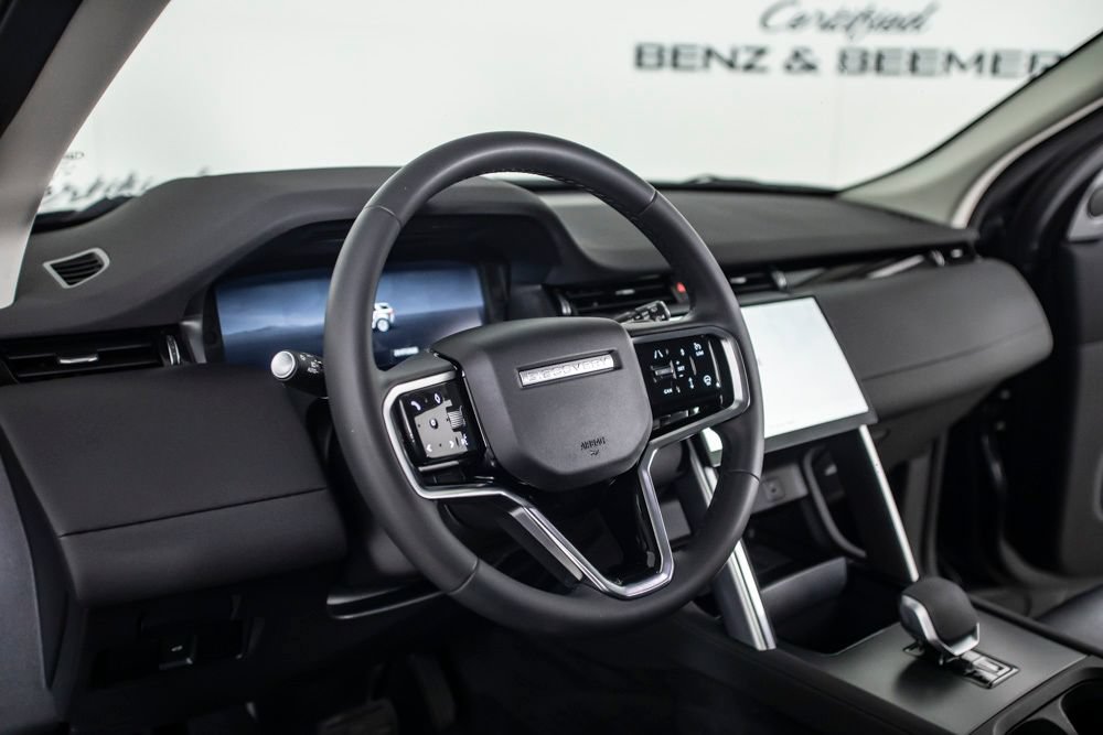 Used 2025 Land Rover Discovery Sport S AWD/4WD image 21