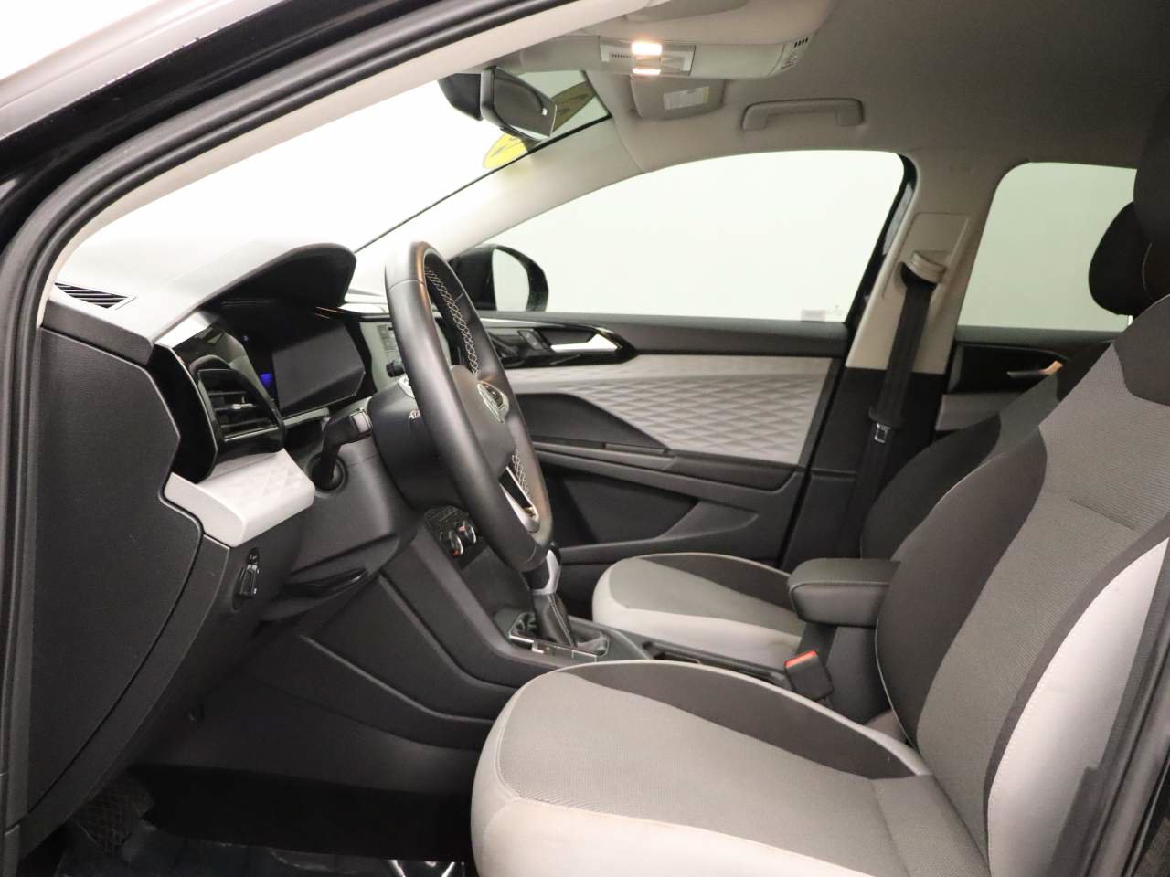Certified 2022 Volkswagen Taos S w/ IQ Drive S Package FWD image 16