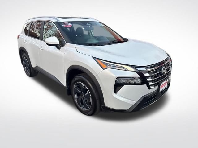 Used 2024 Nissan Rogue SV w/ SV Premium Package image 7