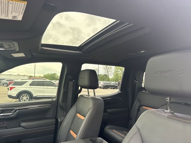 Used 2024 GMC Sierra 1500 AT4 w/ Technology Package image 19