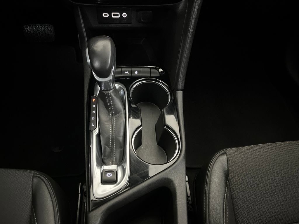 Used 2020 Buick Encore GX Select image 73